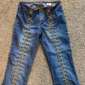 MUDD LACE UP JEANS